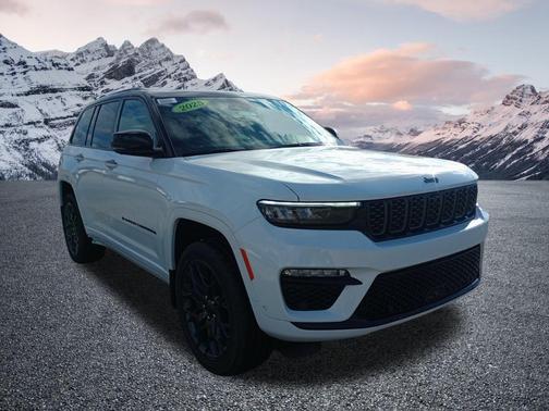 2025 Jeep Grand Cherokee Summit