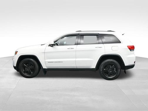 Bright White Clearcoat 2014 Jeep Grand Cherokee Laredo