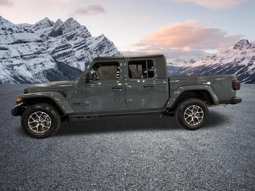 Anvil Clearcoat 2026 Jeep Gladiator Sport S