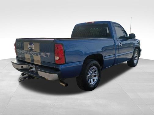 2004 Chevrolet Silverado 1500 Work Truck