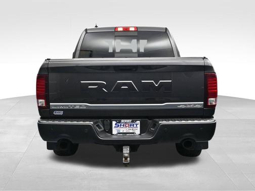 Granite Crystal Metallic Clearcoat 2018 RAM 1500 Longhorn