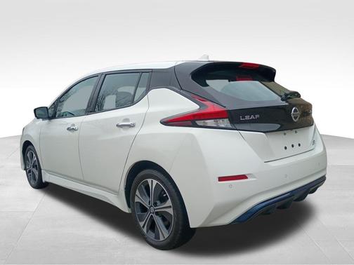 2021 Nissan Leaf SL PLUS 62 kWh