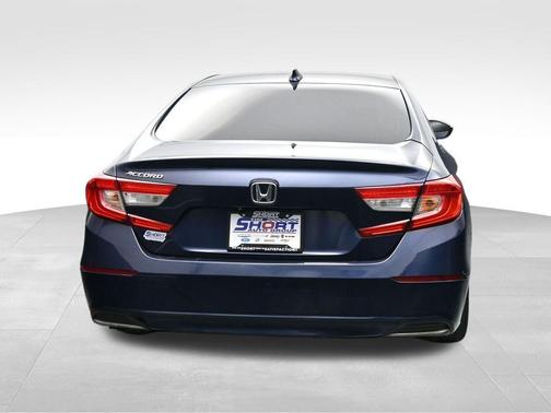 Still Night Pearl 2018 Honda Accord LX