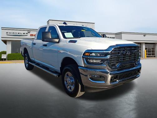 2025 RAM 2500 Tradesman Crew Cab 4x4 6'4' Box