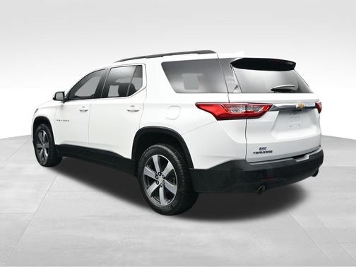 Summit White 2021 Chevrolet Traverse LT Leather