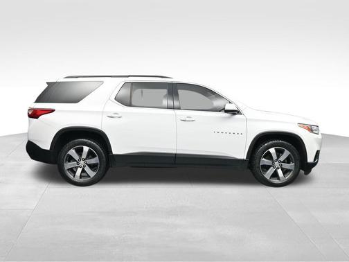 Summit White 2021 Chevrolet Traverse LT Leather