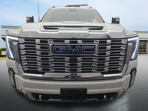 Summit White 2024 GMC Sierra 3500 Denali