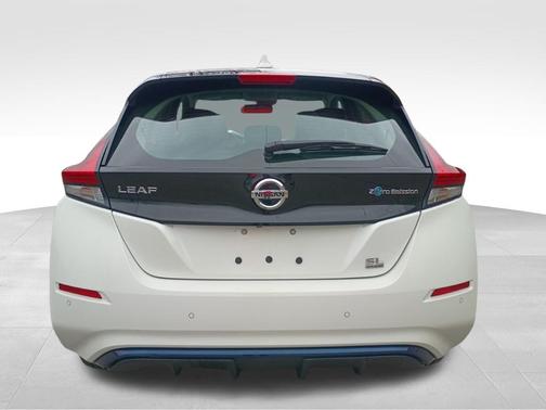 2021 Nissan Leaf SL PLUS 62 kWh