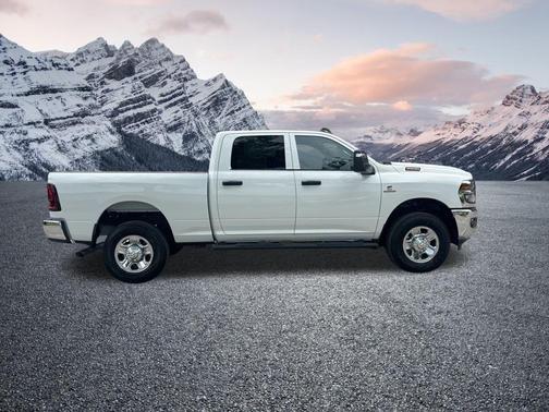 2025 RAM 2500 Tradesman Crew Cab 4x4 6'4' Box