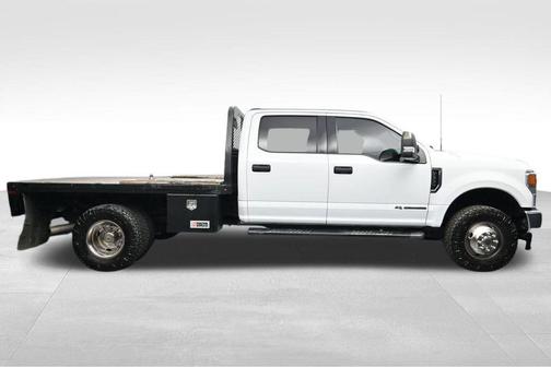 Oxford White 2022 Ford F-350 XLT