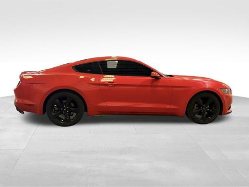 2015 Ford Mustang EcoBoost Premium