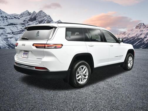 Bright White Clearcoat 2026 Jeep Grand Cherokee L Altitude