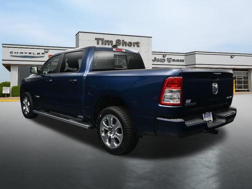 Patriot Blue Pearlcoat 2024 RAM 1500 Big Horn/Lone Star