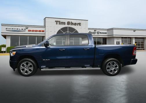 Patriot Blue Pearlcoat 2024 RAM 1500 Big Horn/Lone Star