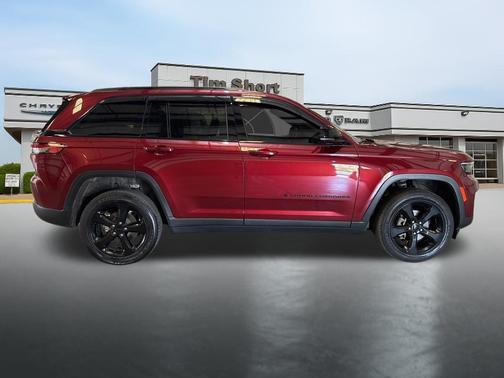 2024 Jeep Grand Cherokee Altitude