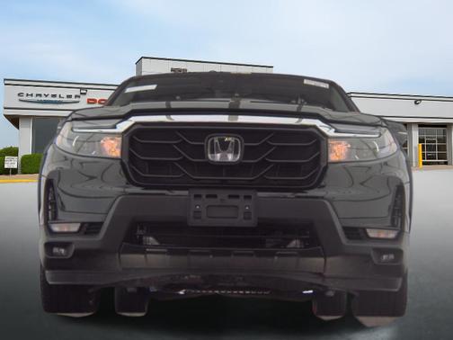 Crystal Black Pearl 2023 Honda Ridgeline RTL