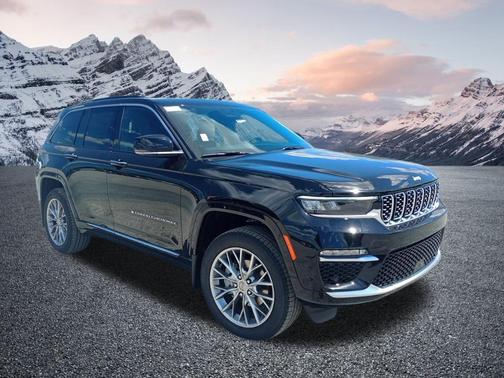 2025 Jeep Grand Cherokee Summit