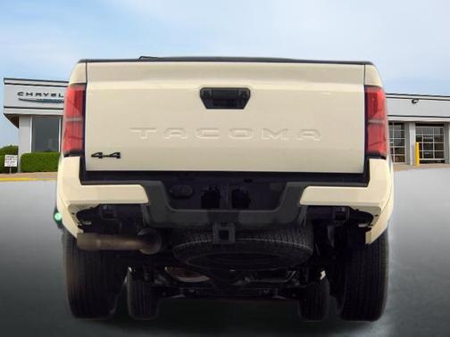 Ice 2025 Toyota Tacoma TRD Sport