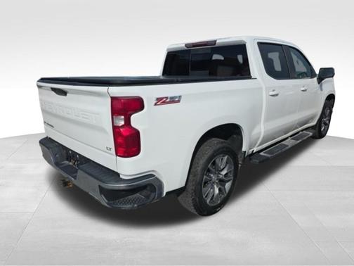 White 2021 Chevrolet Silverado 1500 LT