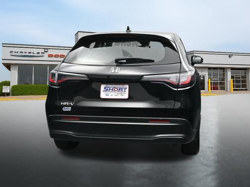 Crystal Black Pearl 2025 Honda HR-V LX