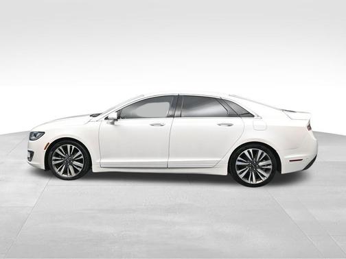 White Platinum Metallic Tri-Coat 2019 Lincoln MKZ Reserve II