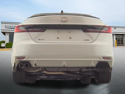 Pearl 2025 Toyota Camry XSE