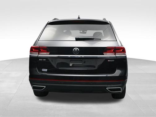 Deep Black Pearl 2021 Volkswagen Atlas 3.6L SE w/Technology