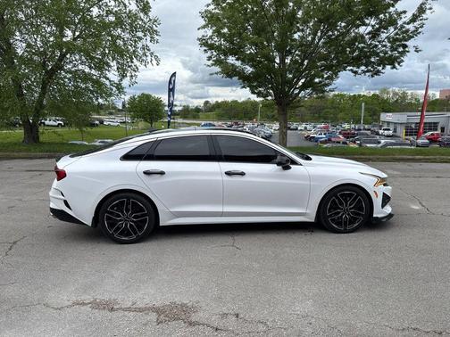 Glacial White Pearl 2023 Kia K5 GT