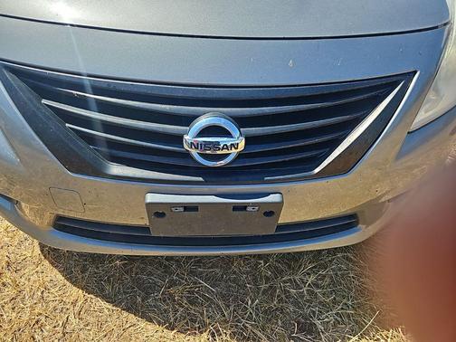 2014 Nissan Versa 1.6 S