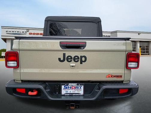 2022 Jeep Gladiator Sport