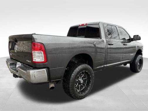 2021 RAM 2500 Tradesman Crew Cab 4x4 6'4' Box