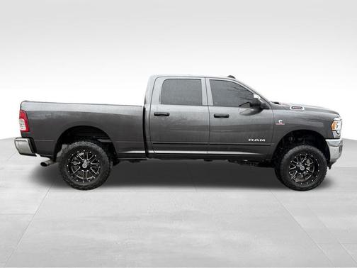 2021 RAM 2500 Tradesman Crew Cab 4x4 6'4' Box