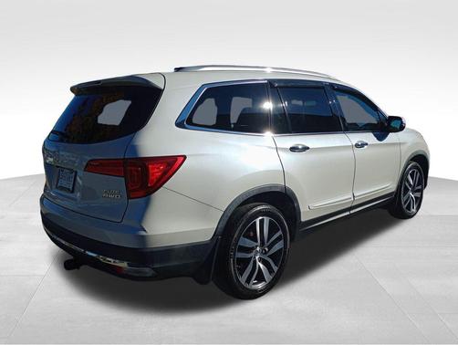 2017 Honda Pilot Elite