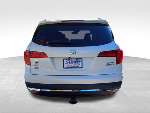 2017 Honda Pilot Elite