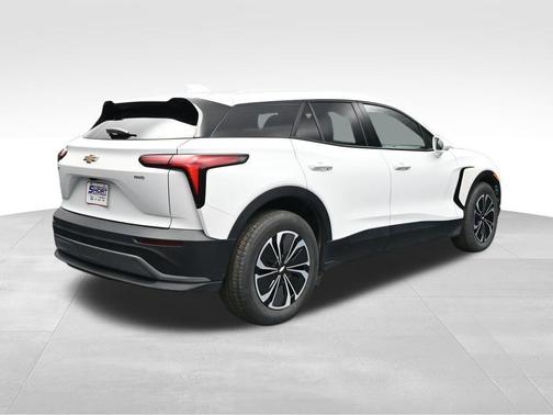 Summit White 2024 Chevrolet Blazer EV eAWD LT