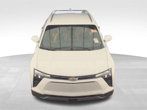 Summit White 2024 Chevrolet Blazer EV eAWD LT