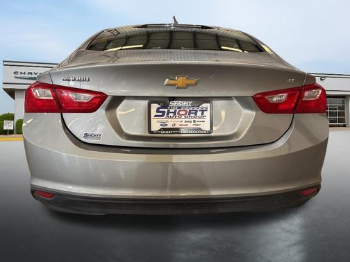 Sterling Gray Metallic 2023 Chevrolet Malibu FWD 1LT