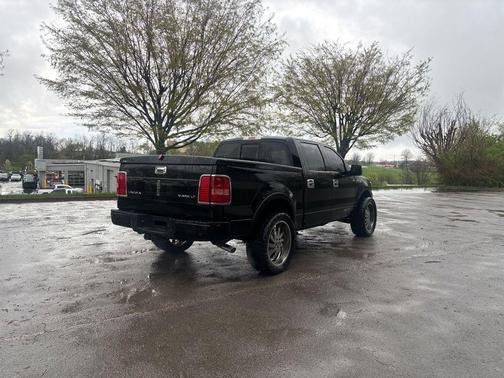 2007 Lincoln Mark LT Base