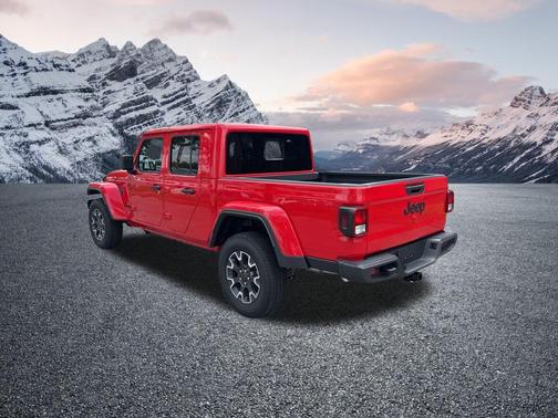 2025 Jeep Gladiator Sport S