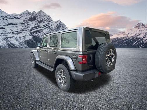 2025 Jeep Wrangler 4-Door Sahara 4x4