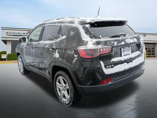 2023 Jeep Compass Latitude