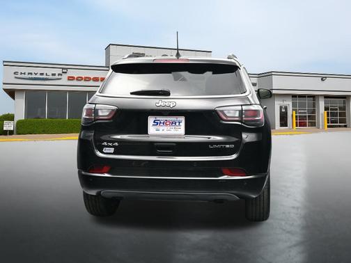 Diamond Black Crystal Pearlcoat 2024 Jeep Compass Limited