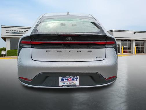 2025 Toyota Prius LE