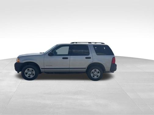 2004 Ford Explorer XLS