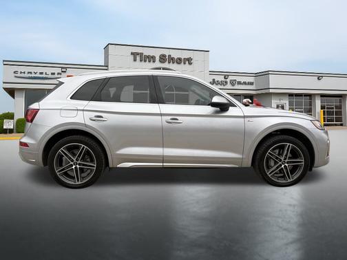 2022 Audi Q5 e 55 S line Premium Plus