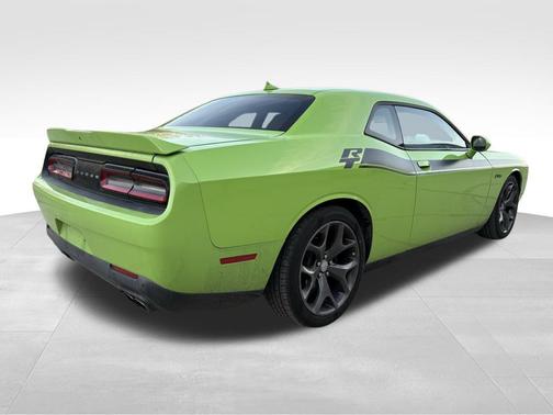 2015 Dodge Challenger R/T Plus