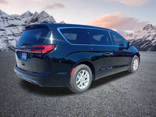 2026 Chrysler Pacifica L