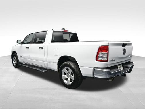 Bright White Clearcoat 2023 RAM 1500 Big Horn/Lone Star