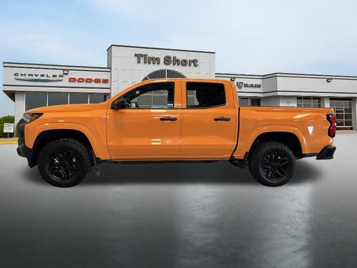 2025 Chevrolet Colorado WT