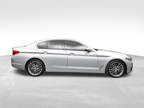 Glacier Silver Metallic 2020 BMW 540 i